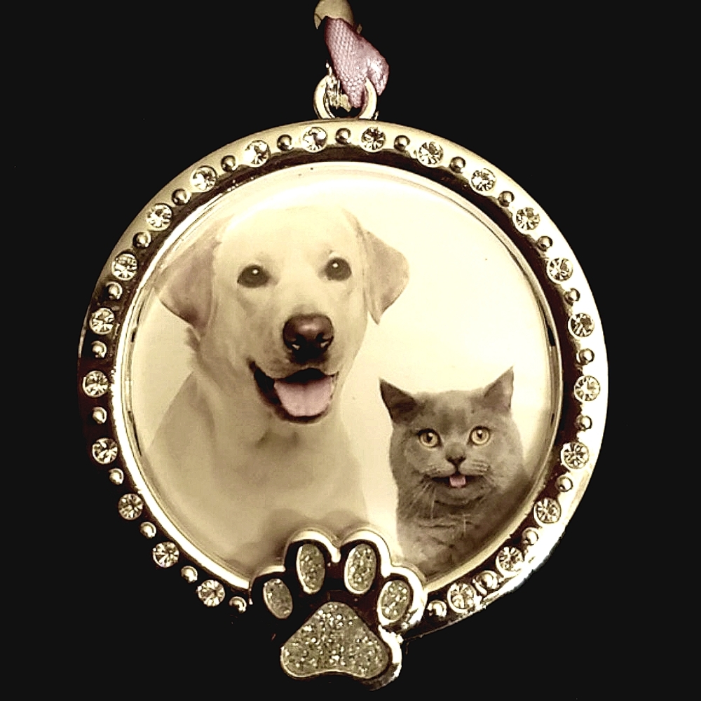 Round Silver Tone Photo Frame Holiday Ornament Accented w/ Crystals